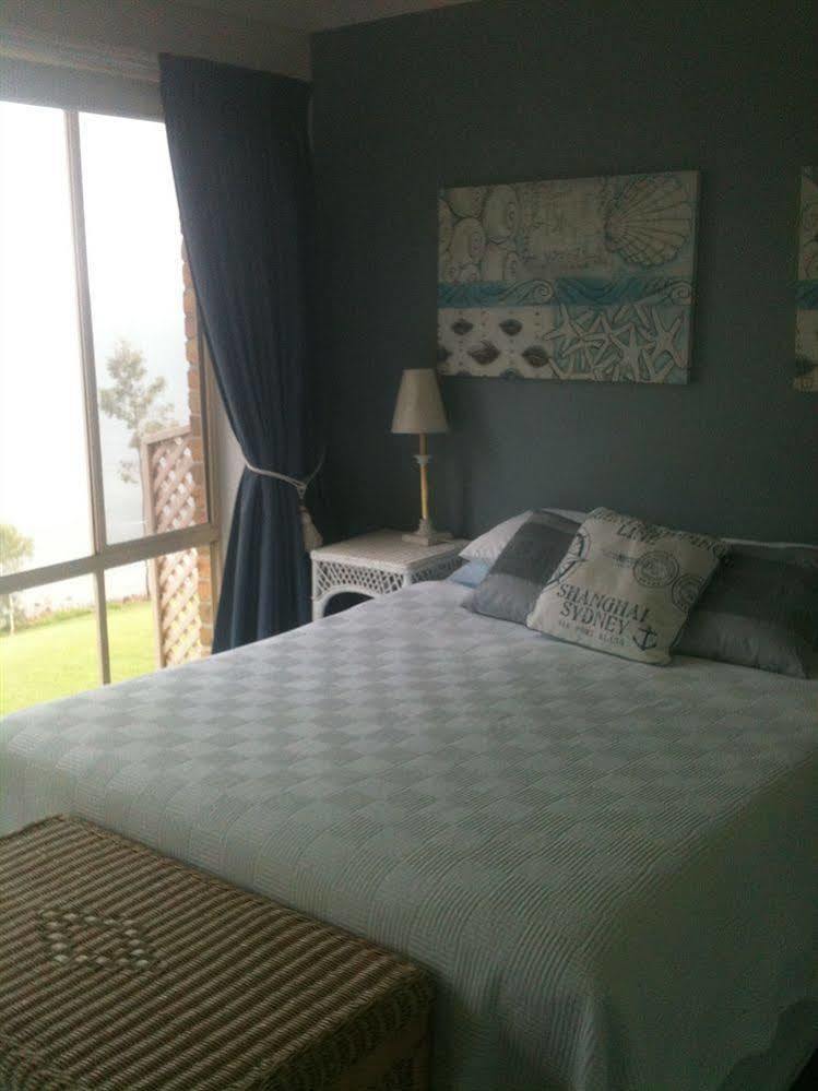 Anne'S Waterfront Haven B&B Corlette Extérieur photo